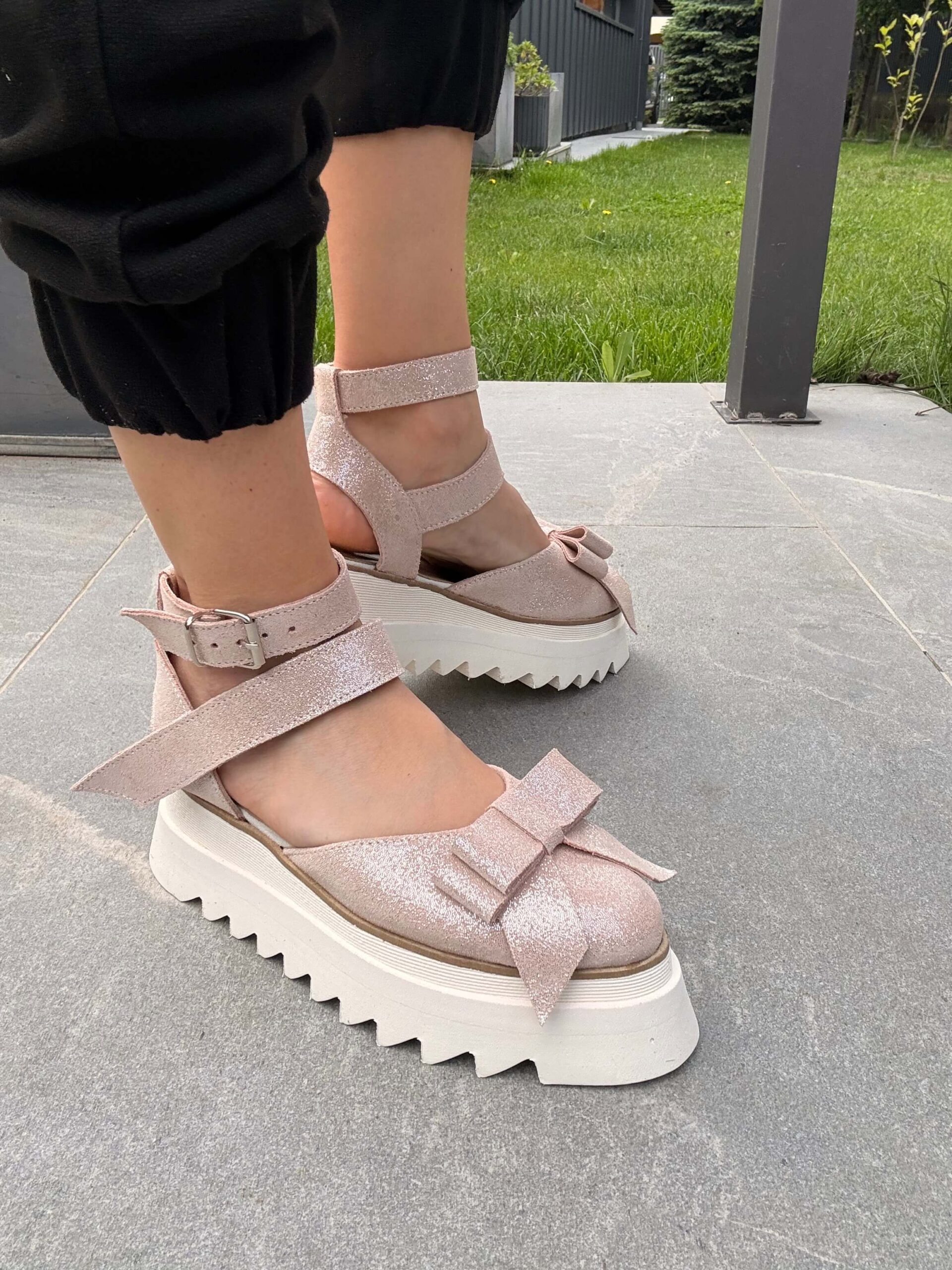 IMG_1355 Pantofi piele naturală Aurelle roz argintat - imagine 1