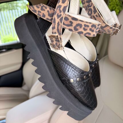 Pantofi piele naturală Avelia croco-print