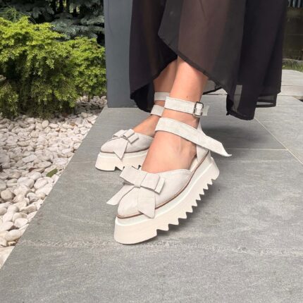 Pantofi piele naturală Aurelle alb murdar