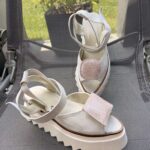 Pantofi piele naturală Elvyra velur alb