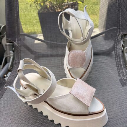 Pantofi piele naturală Elvyra velur alb